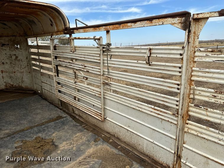 image for item KX9037 WW Trailer  livestock trailer