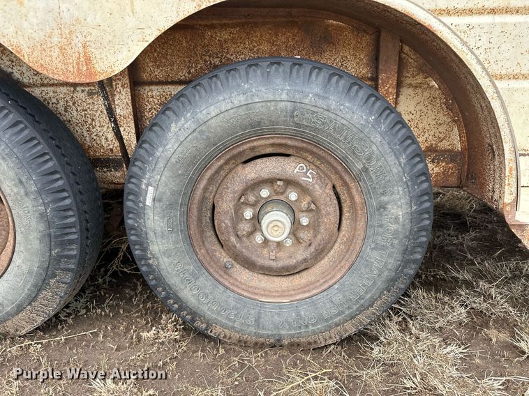 image for item KX9037 WW Trailer  livestock trailer