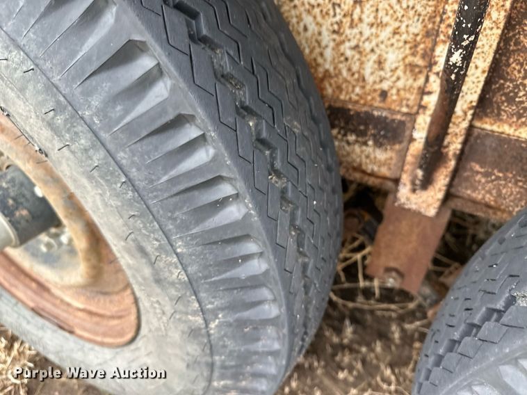 image for item KX9037 WW Trailer  livestock trailer