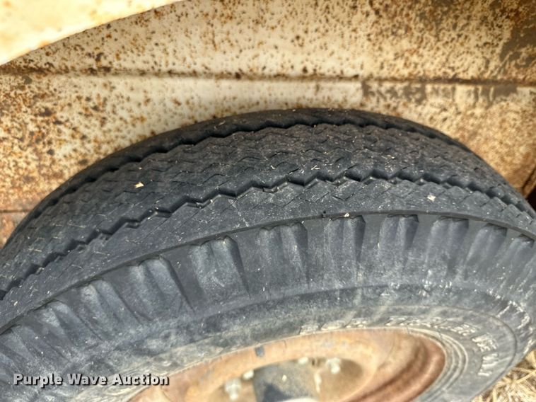 image for item KX9037 WW Trailer  livestock trailer