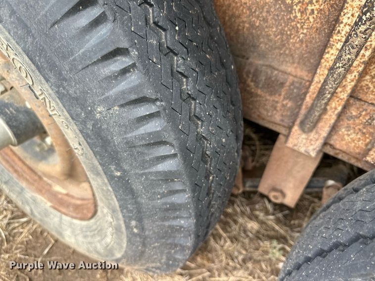 image for item KX9037 WW Trailer  livestock trailer