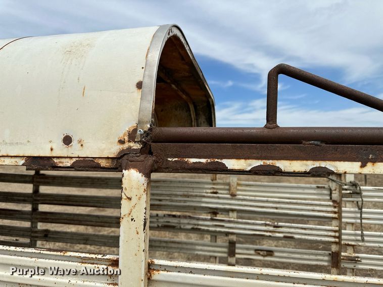 image for item KX9037 WW Trailer  livestock trailer