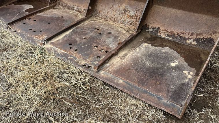 image for item KX9038 Bucket