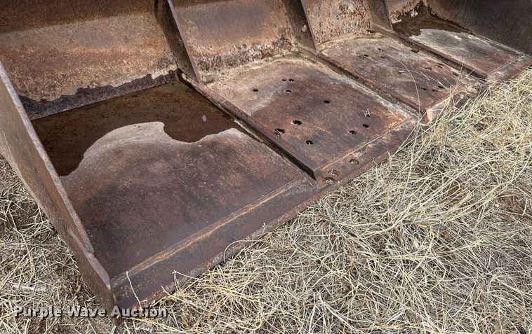 image for item KX9038 Bucket