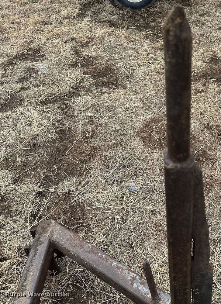 image for item KX9039 Bale spear