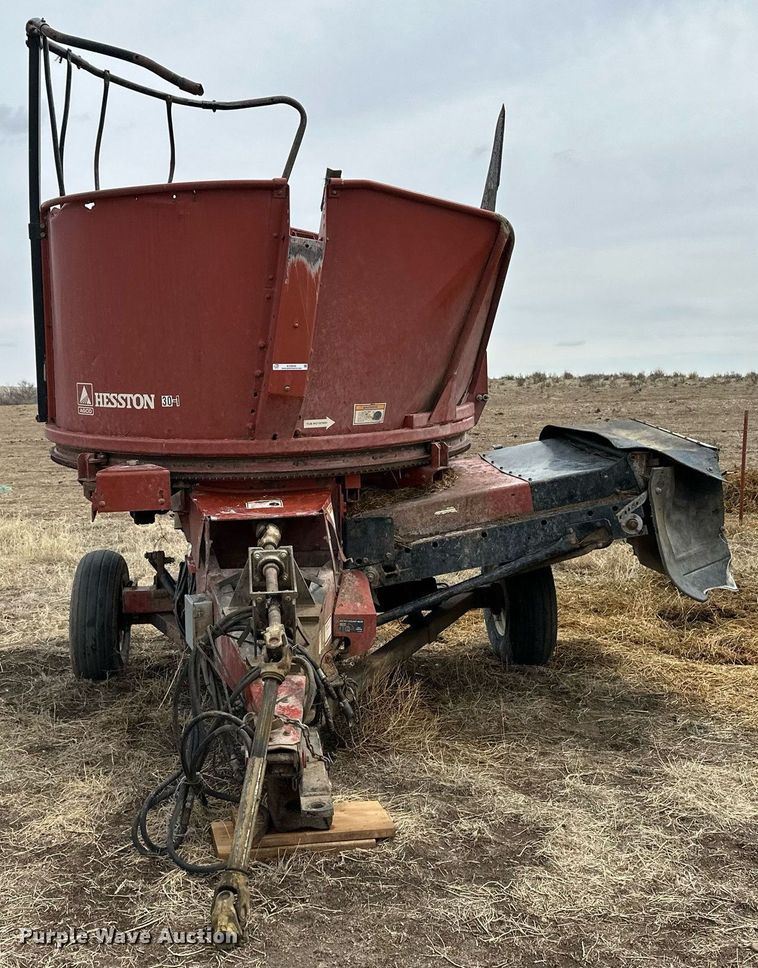 image for item KX9040 Hesston BP25  bale processor