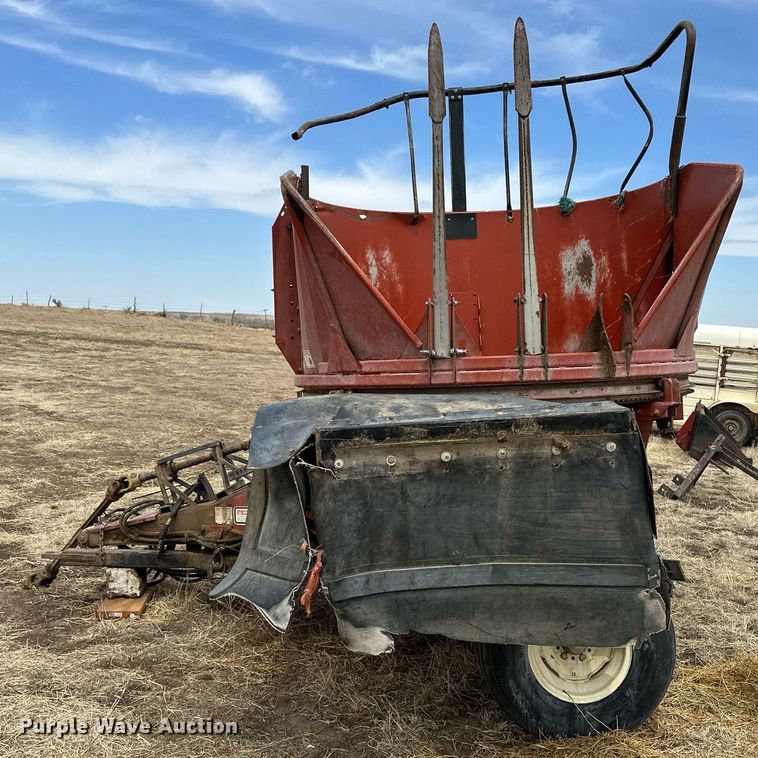 image for item KX9040 Hesston BP25  bale processor