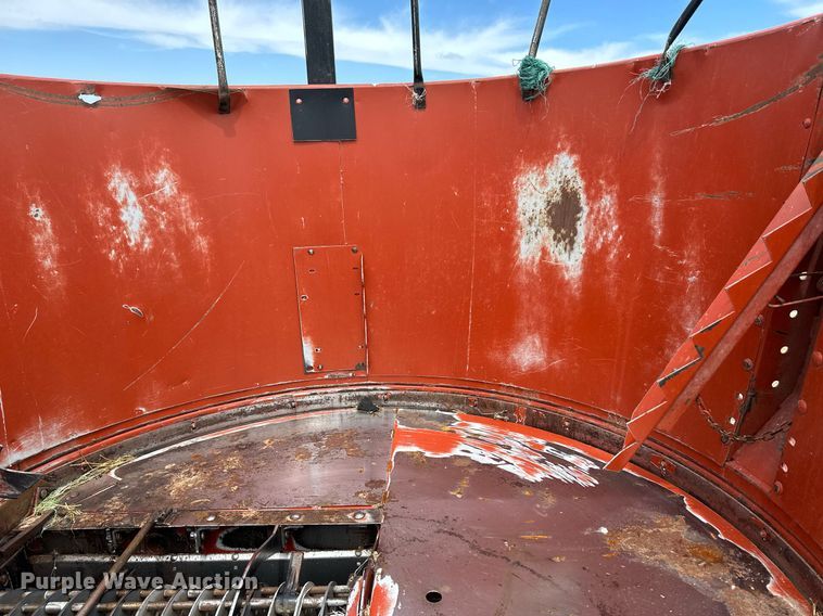 image for item KX9040 Hesston BP25  bale processor