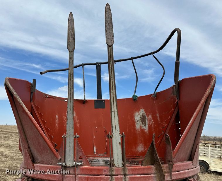 image for item KX9040 Hesston BP25  bale processor