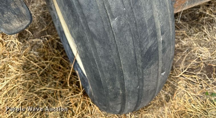 image for item KX9040 Hesston BP25  bale processor