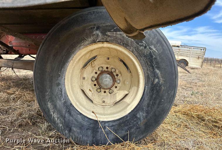 image for item KX9040 Hesston BP25  bale processor