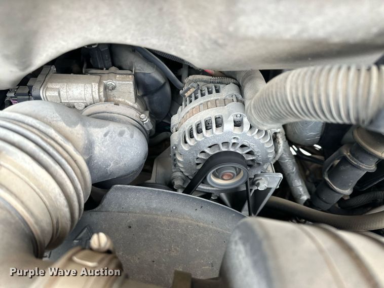 image for item KX9046 2004 Chevrolet Express  van