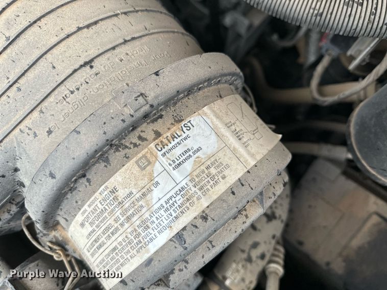 image for item KX9046 2004 Chevrolet Express  van