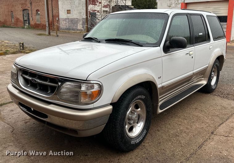 image for item KX9048 1998 Ford Explorer Eddie Bauer  SUV