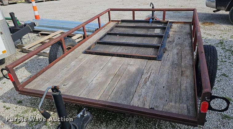 image for item LE9331 Utility trailer