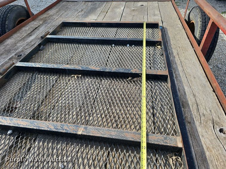 image for item LE9331 Utility trailer