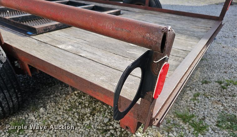 image for item LE9331 Utility trailer