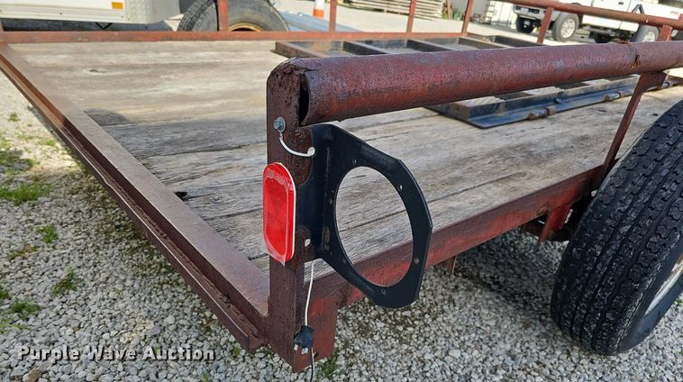 image for item LE9331 Utility trailer