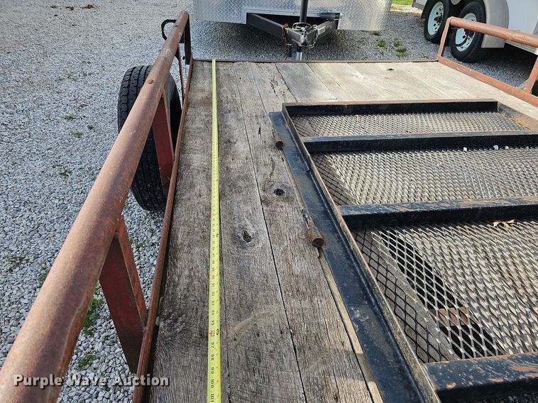 image for item LE9331 Utility trailer