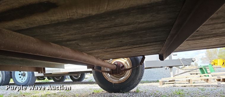 image for item LE9331 Utility trailer