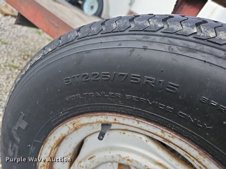 image for item LE9331 Utility trailer