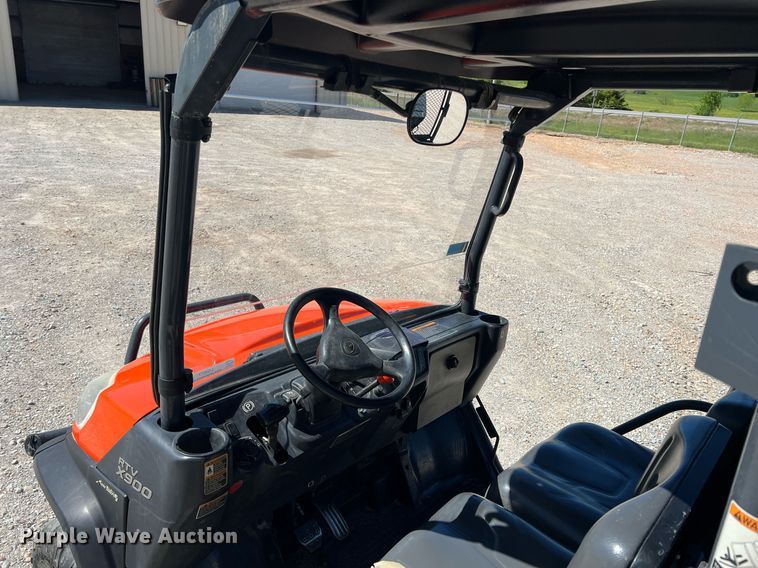 image for item LG9077 2015 Kubota RTV-X900  utility vehicle