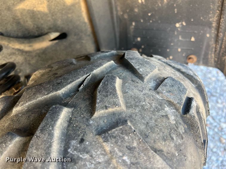 image for item LG9077 2015 Kubota RTV-X900  utility vehicle