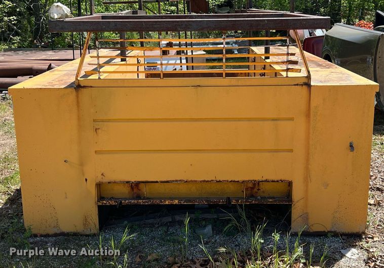 image for item LG9092 Utility bed