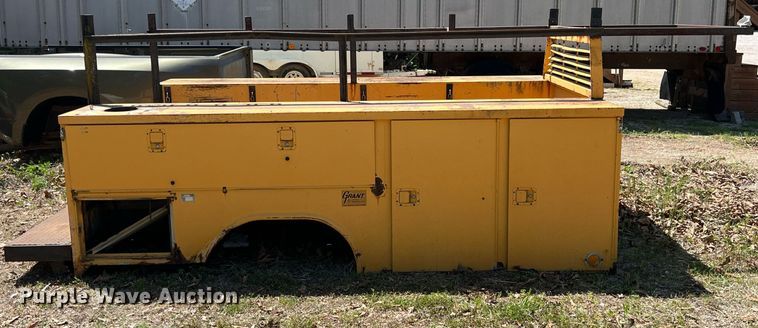 image for item LG9092 Utility bed