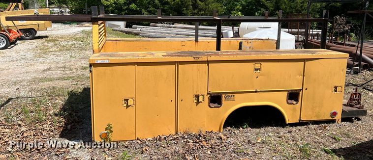 image for item LG9092 Utility bed