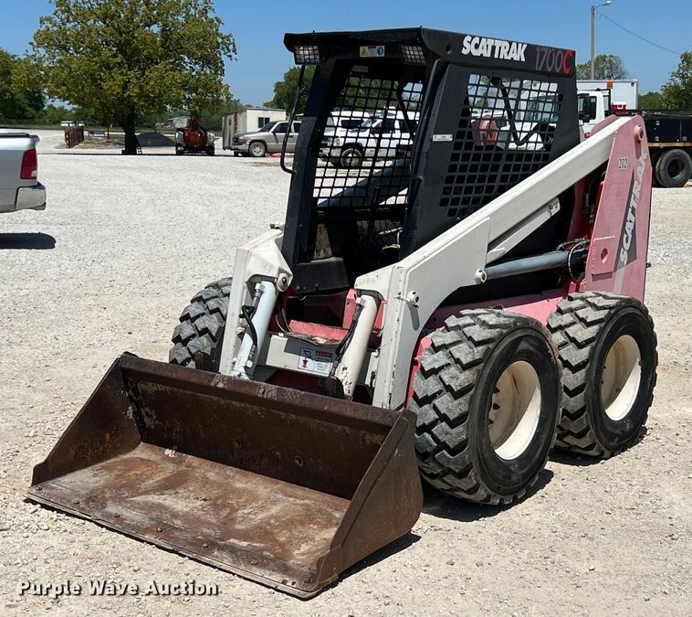 image for item LG9094 Scat Trak 1700C  skid steer loader