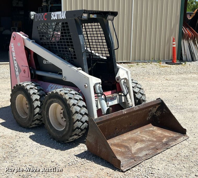 image for item LG9094 Scat Trak 1700C  skid steer loader