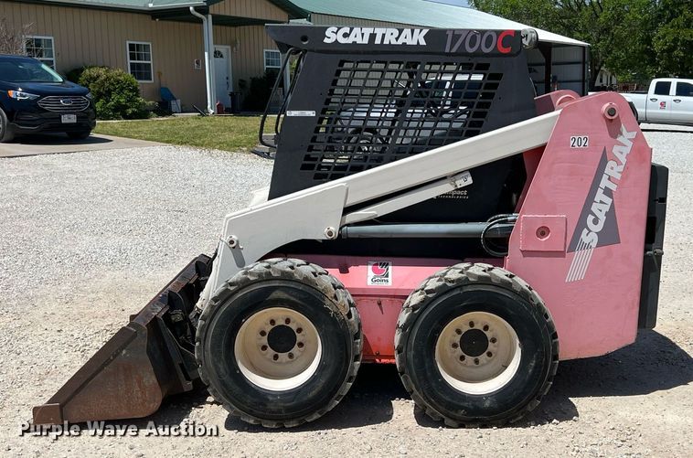 image for item LG9094 Scat Trak 1700C  skid steer loader