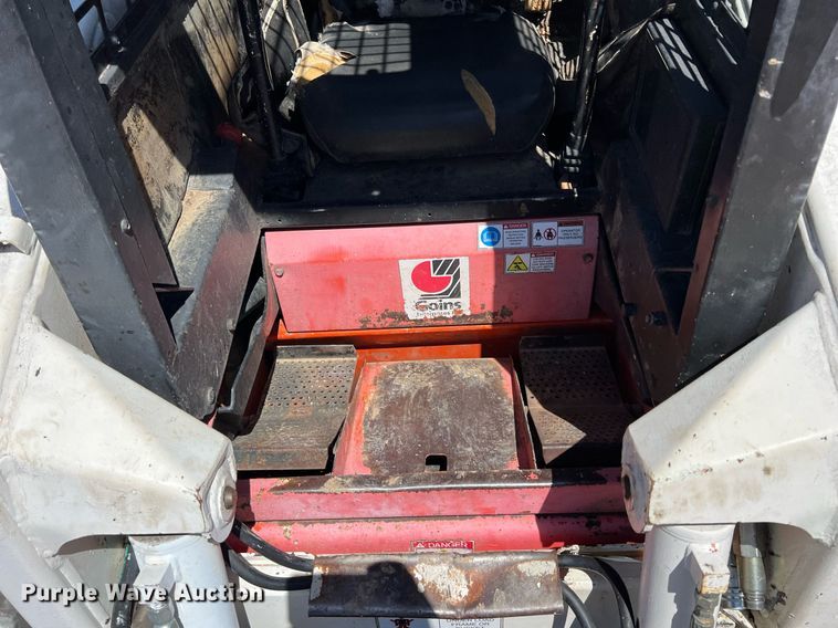 image for item LG9094 Scat Trak 1700C  skid steer loader