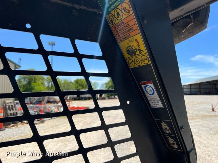 image for item LG9094 Scat Trak 1700C  skid steer loader