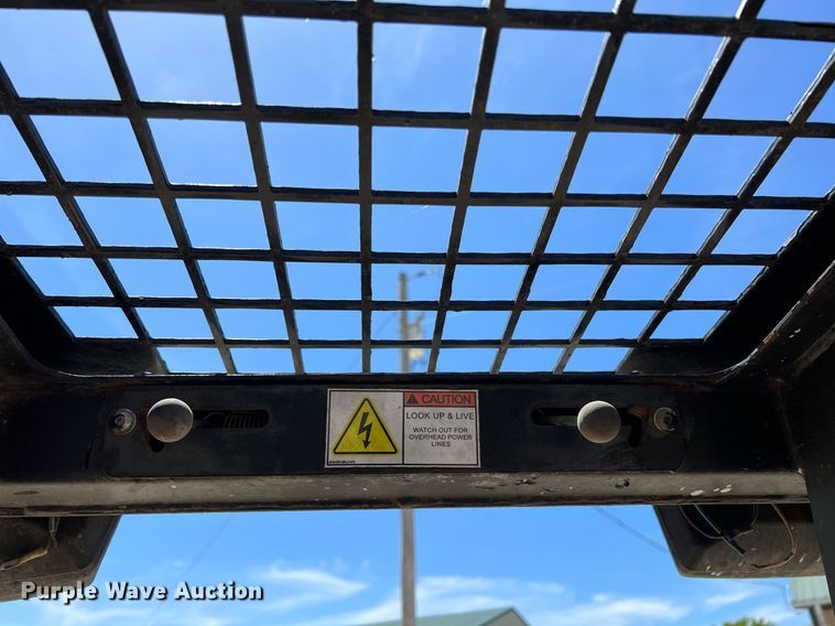 image for item LG9094 Scat Trak 1700C  skid steer loader