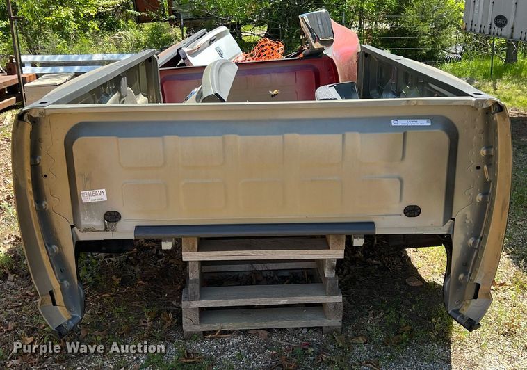 image for item LG9096 (2) Dodge pickup beds