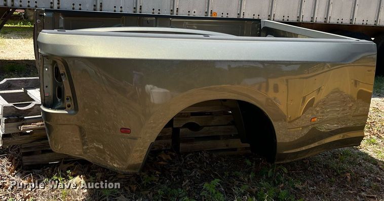 image for item LG9096 (2) Dodge pickup beds