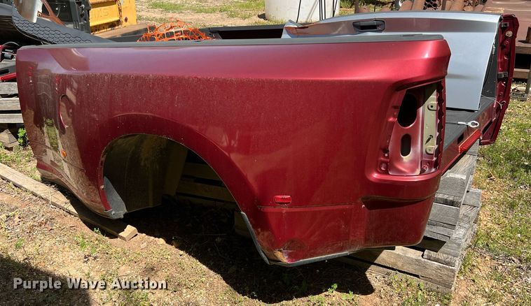 image for item LG9096 (2) Dodge pickup beds