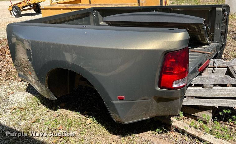 image for item LG9096 (2) Dodge pickup beds