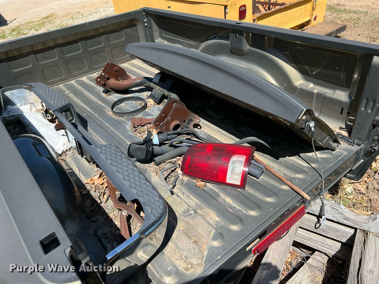 image for item LG9096 (2) Dodge pickup beds