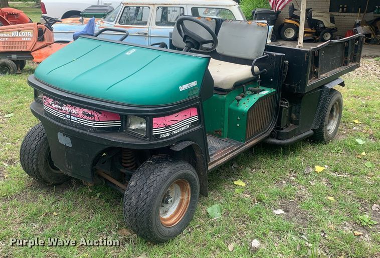 image for item LH9567 1999 Cushman Turf-Truckster  utility vehicle