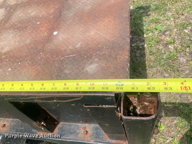 image for item LH9567 1999 Cushman Turf-Truckster  utility vehicle