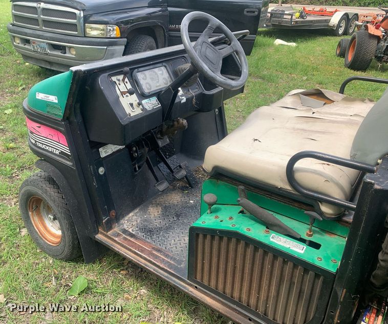 image for item LH9567 1999 Cushman Turf-Truckster  utility vehicle