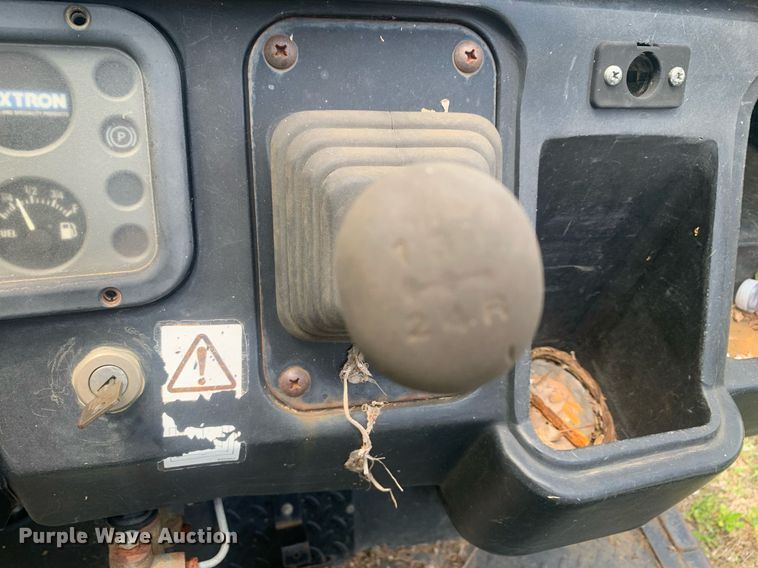 image for item LH9567 1999 Cushman Turf-Truckster  utility vehicle