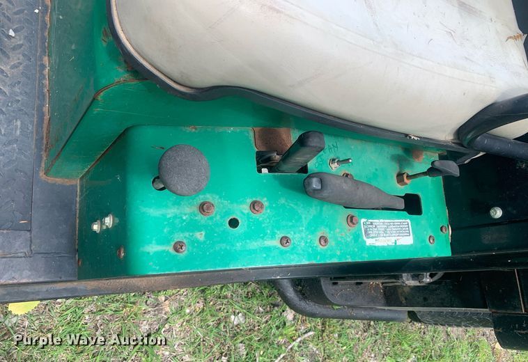 image for item LH9567 1999 Cushman Turf-Truckster  utility vehicle