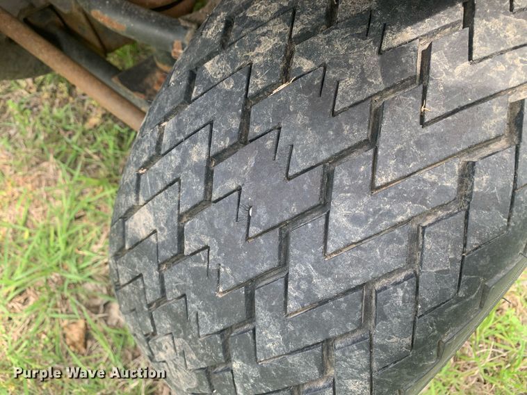 image for item LH9567 1999 Cushman Turf-Truckster  utility vehicle