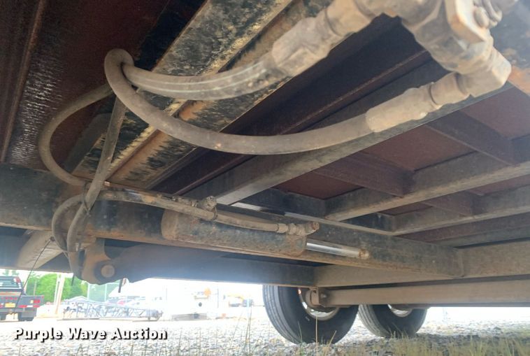 image for item LH9570 2007 Load Trail  tilt deck equipment trailer