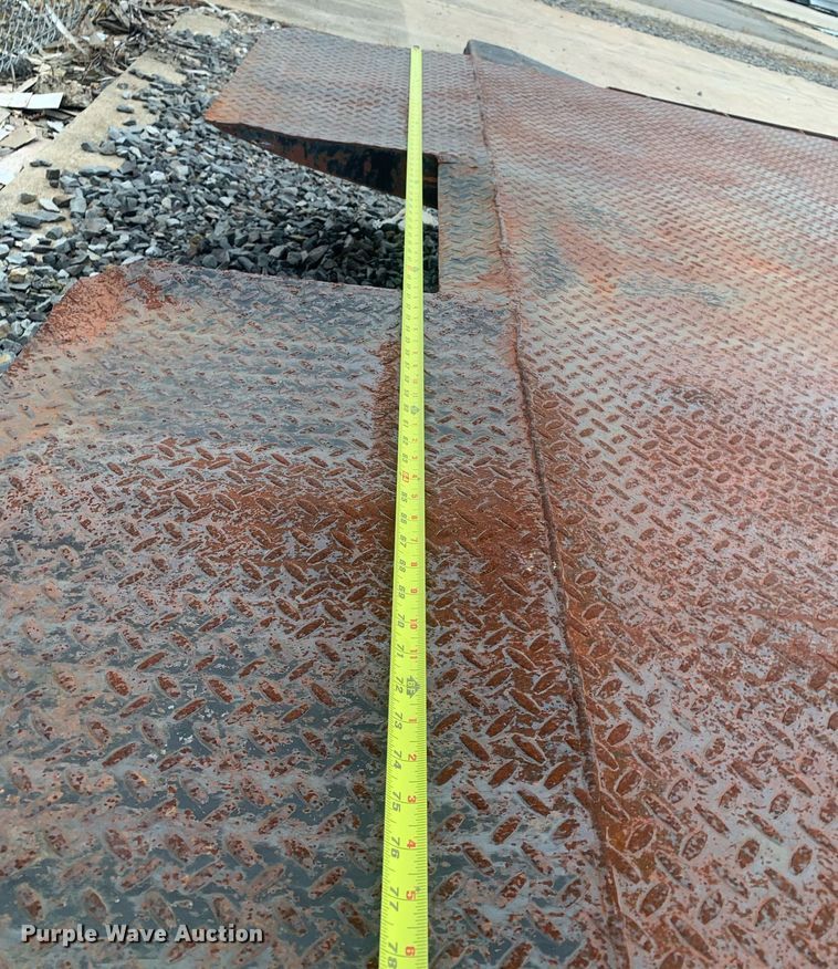 image for item LH9570 2007 Load Trail  tilt deck equipment trailer