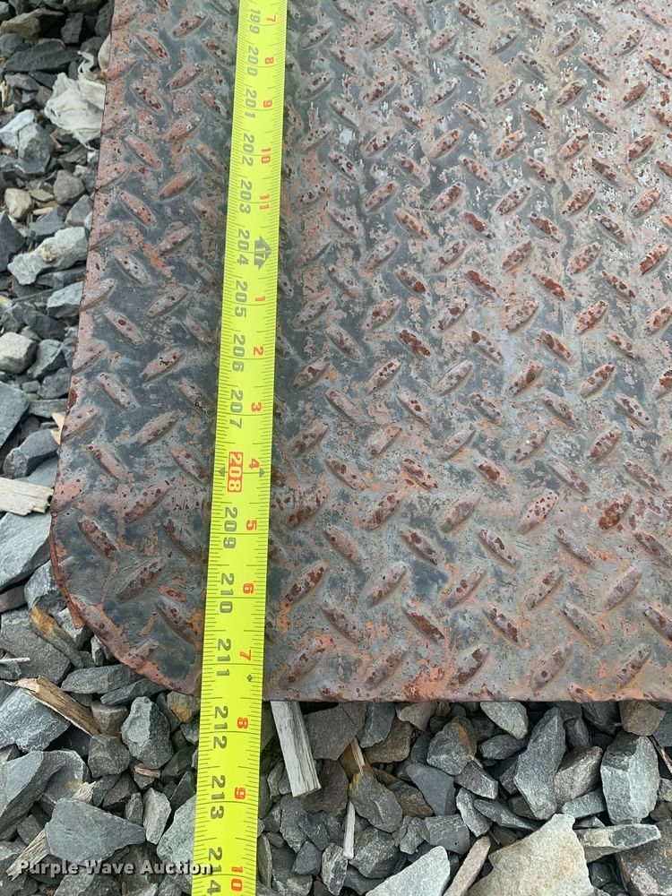 image for item LH9570 2007 Load Trail  tilt deck equipment trailer